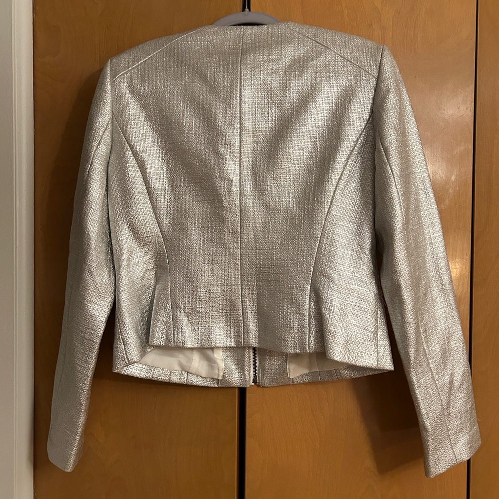 NWT White House Black Market Silver Blazer with Fitted Silhouette - Picture 3 of 8